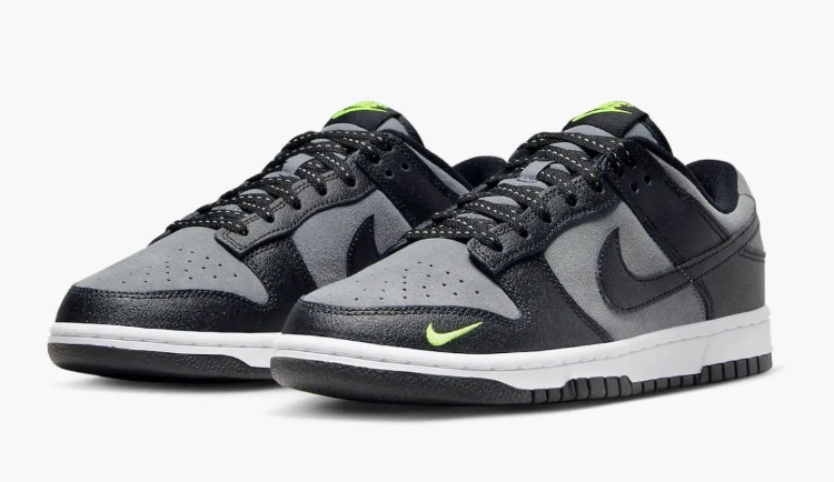  Nike Dunk Low