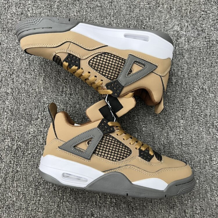 Air Jordan 4