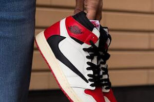 Nike Air Jordan 1
