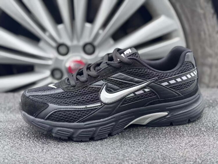 Nike Initiator (284-1)