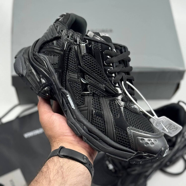 Balenciaga Runner