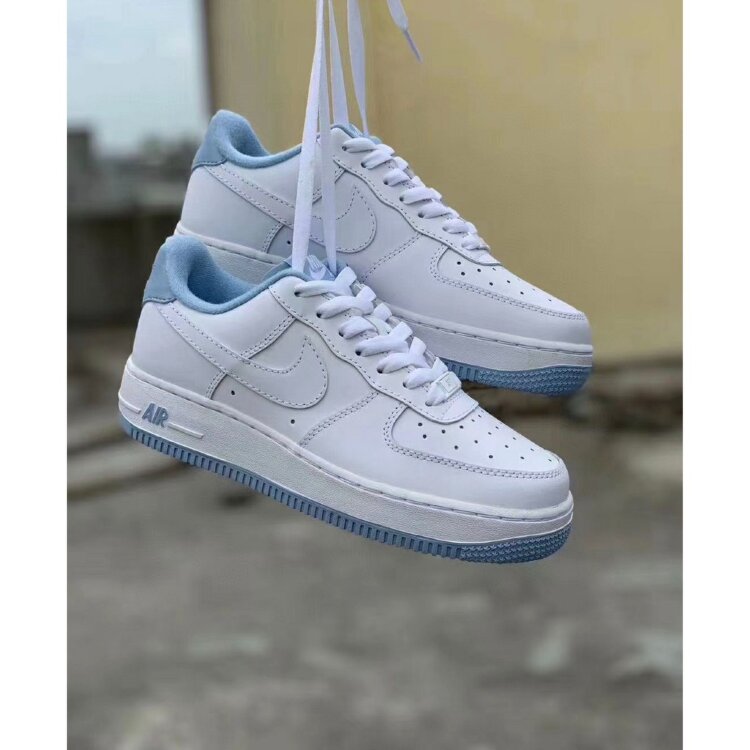 Nike Air Force 1 '07 