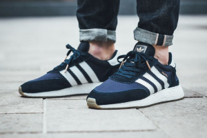 Adidas Iniki Runner