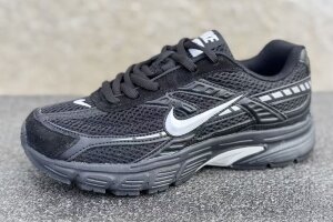 Nike Initiator (1560-1)