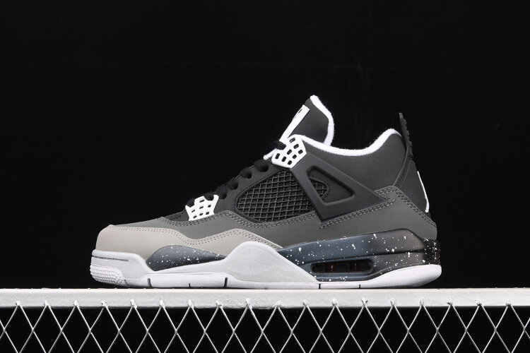 Nike Air Jordan 4