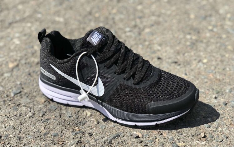 Nike Air Pegasus +30