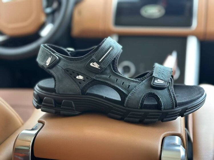 Nike Sandal (504-4)