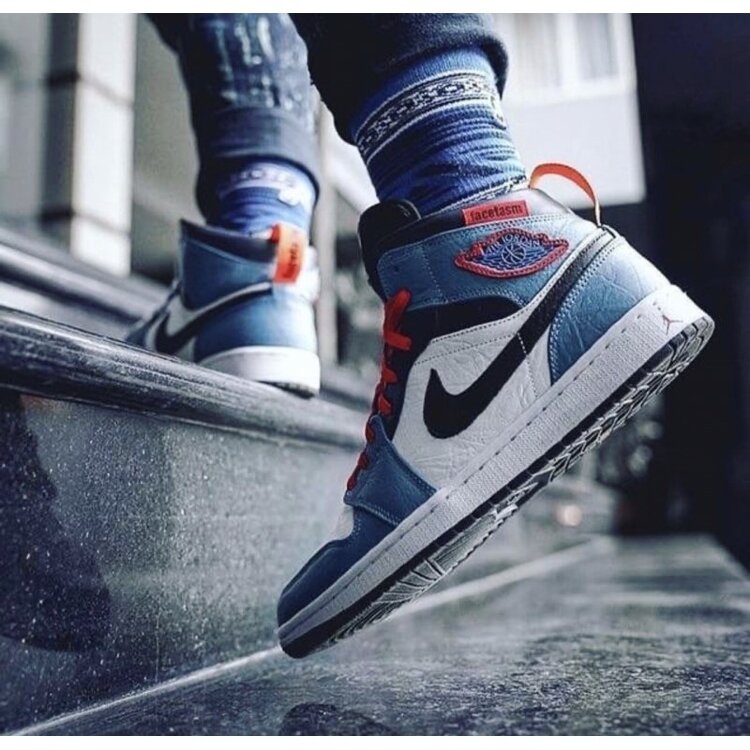 Nike Air Jordan 1