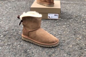 UGG-6501