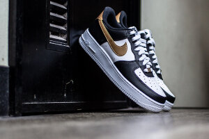 Nike Air Force 1 07