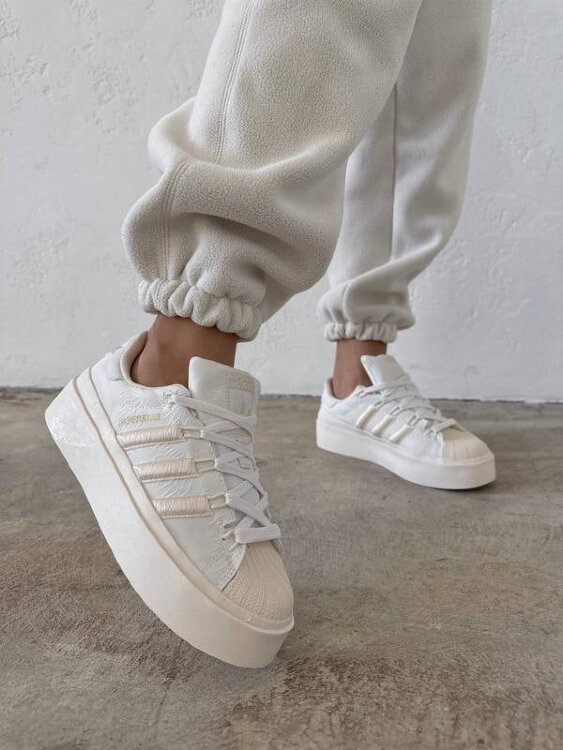 adidas superstar beige white