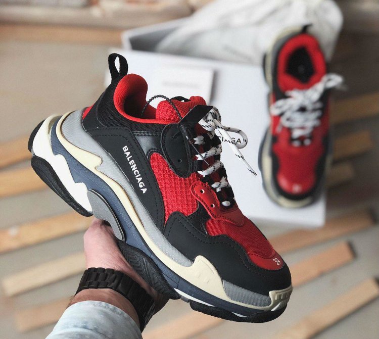 Balenciaga Triple-S Red\Black