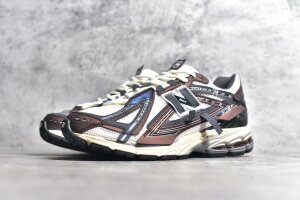 New Balance M1906AR