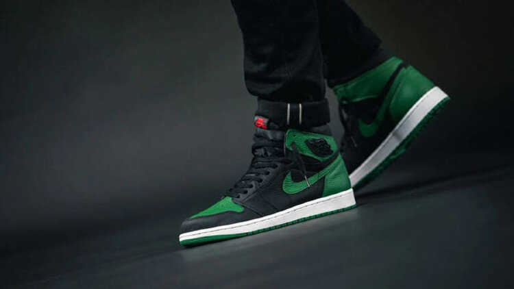 Nike Air Jordan 1