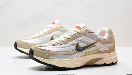 Nike Initiator
