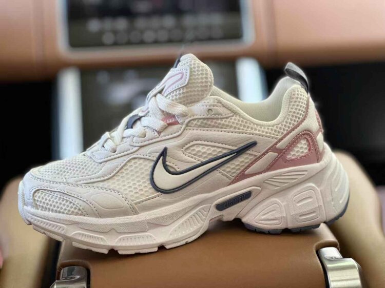 Nike V5K Runtekk