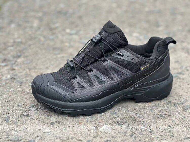 Salomon Gore-Tex (146-1)