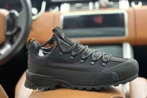 The North Face Gore-Tex (145-2)