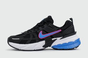 Nike V2K Runtekk