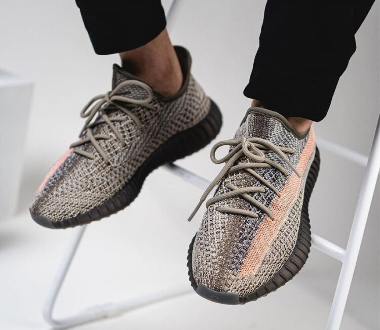 Adidas Yeezy Boost 350 V2