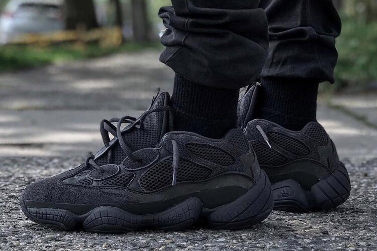ADIDAS YEEZY BOOST 500 gray