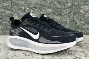 Nike Vomero 18