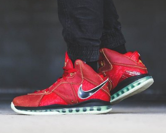 Nike LeBron 8