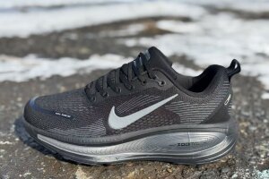 Nike Vomero 18
