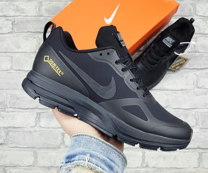 Nike Air Relentless 26 Gore-tex
