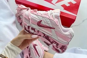 Nike Initiator Pink 