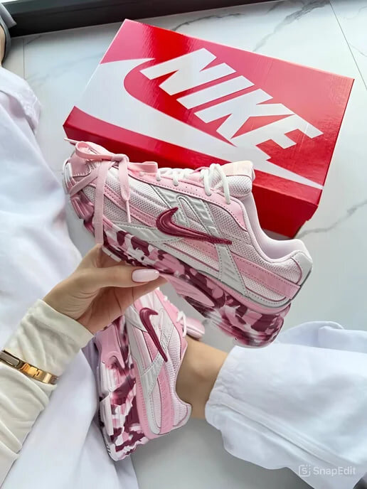 Nike Initiator Pink 