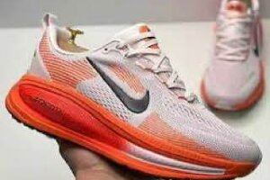 Nike Vomero 18