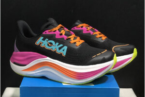 Hoka Skyward X