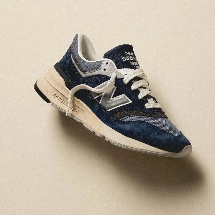 New Balance U997RHB