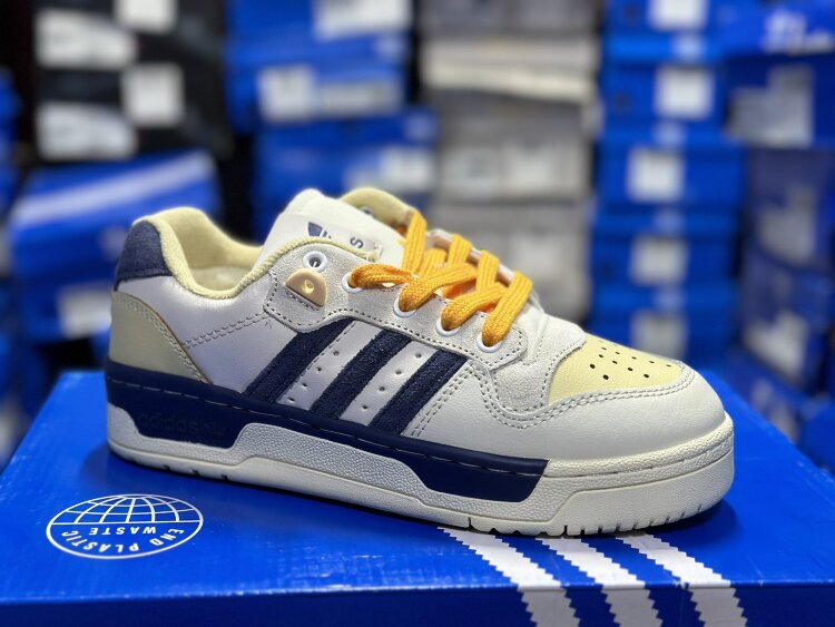 Adidas Forum Low Зима
