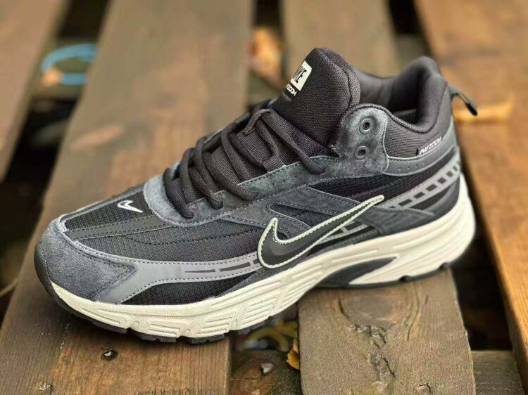 Nike Initiator (A2631-11)