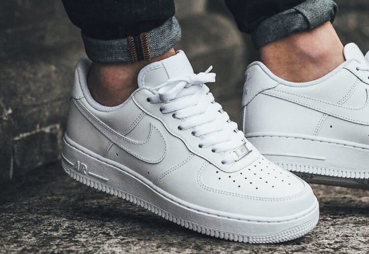 NIKE AIR FORCE 1 ''07