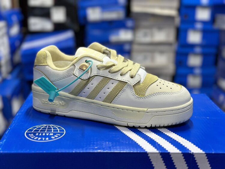 Adidas Forum Low Зима