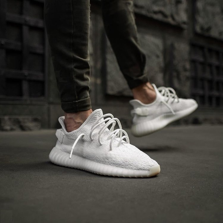 Adidas Yeezy Boost 350 V2 