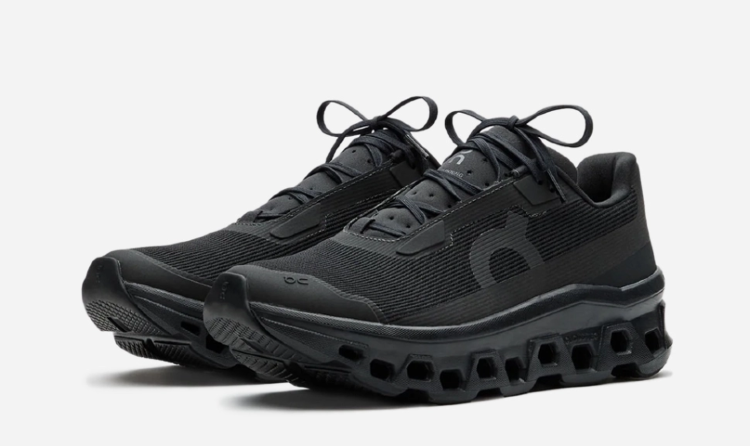 On Cloudmonster Void