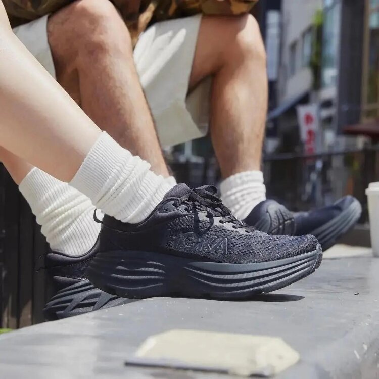 Hoka One One Bondi 8