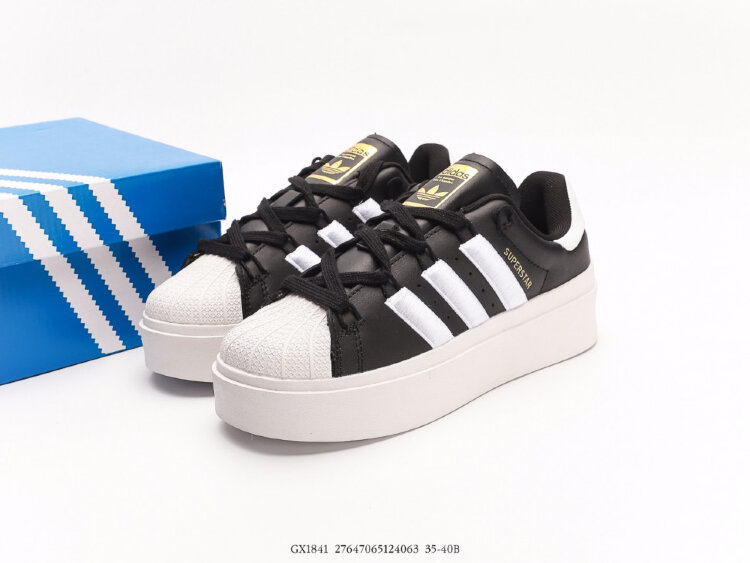 Adidas Superstar