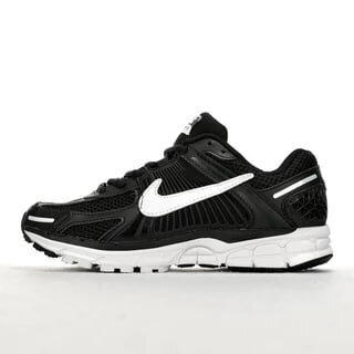 Nike Zoom Vomero 5 