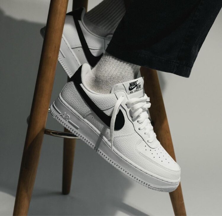 Nike Air Force 1 '07