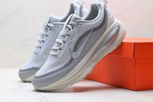 Nike Vomero 18 GTX