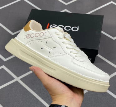 Ecco Sko