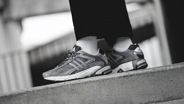 Adidas Response CL