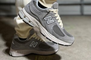 New Balance ML2002RC