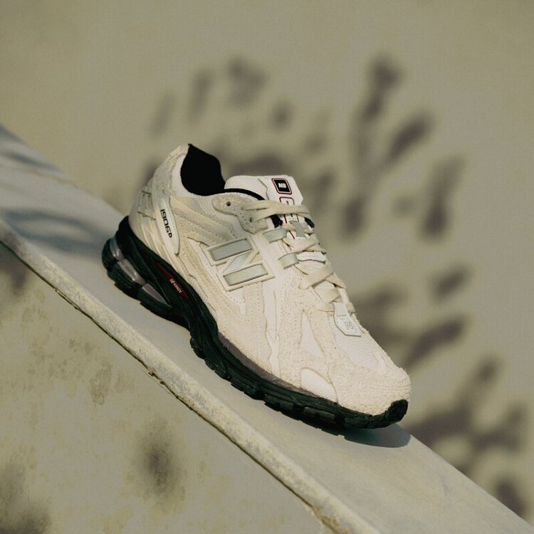 New Balance M1906DB
