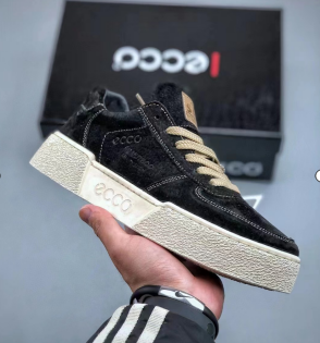 Ecco Sko